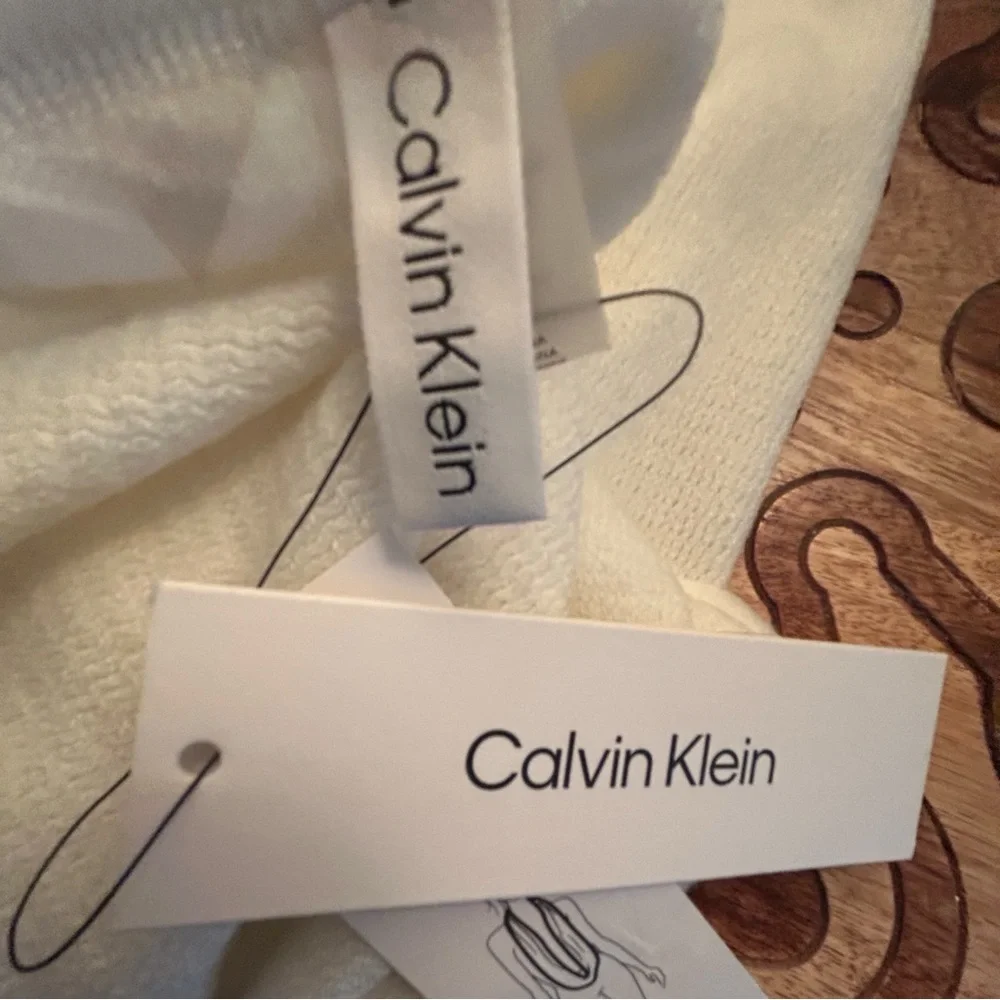 Calvin Klein Cream Knit Infinity Scarf NWT Soft Neutral Wrap